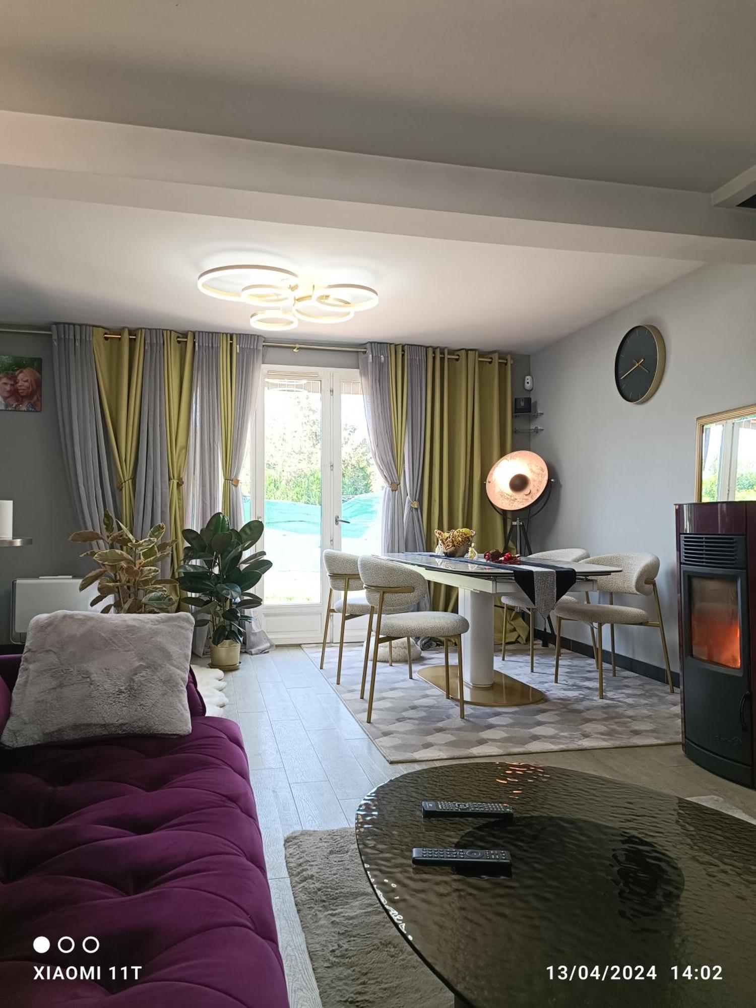 Maison Romantique Entre Deux Fleuves Séjour chez l'habitant *