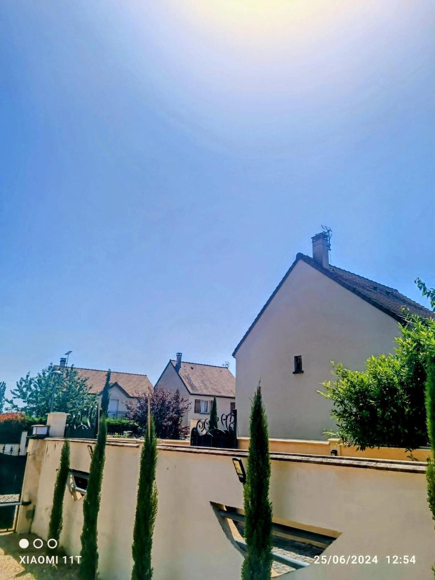 Maison Romantique Entre Deux Fleuves Séjour chez l'habitant Montereau-faut-Yonne